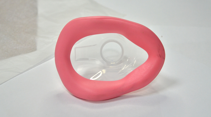 雙色模具加工對(duì)設(shè)備的要求